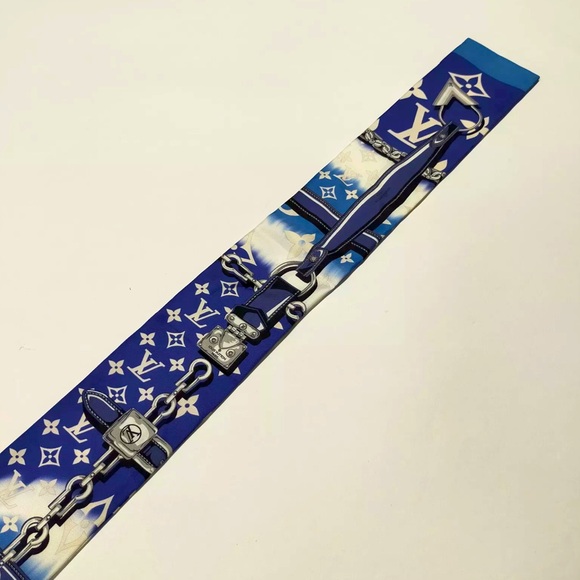 Louis Vuitton Monogram Silk Bandeau Scarf - Picture 7 of 9